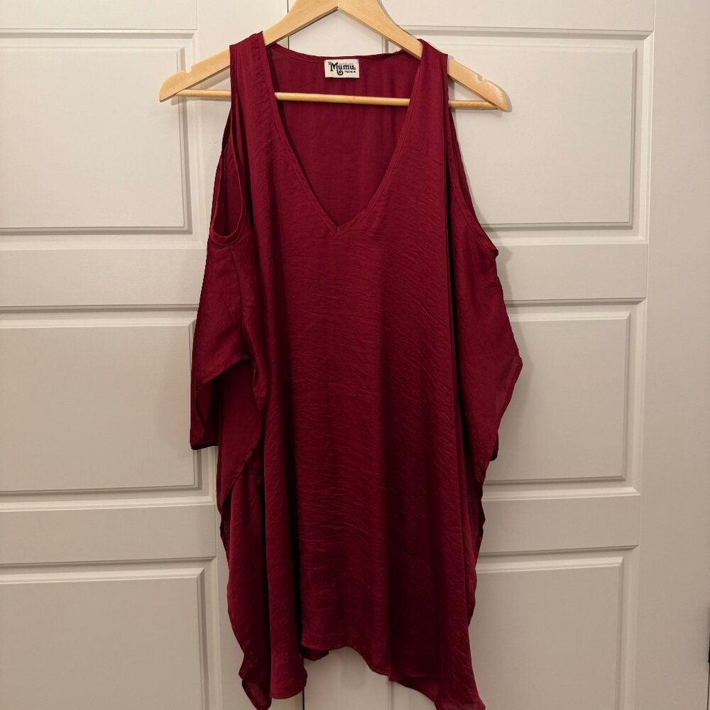 Show Me Your Mumu Peta-Boo Tunic Top Burgundy Cold Shoulder Flowy Size M Medium - Picture 2 of 6